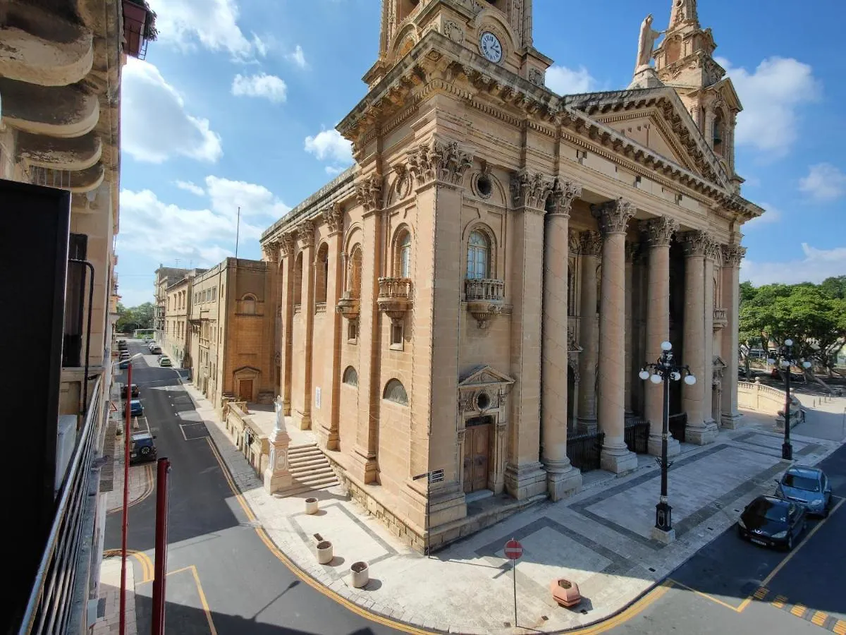 Apartment Near Valletta City - Open Views - Ta Tessie Suite In Floriana - Malta